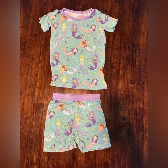 Little Sleepies Two Piece Mermaid Pjs. 2T - Picture 1 of 2